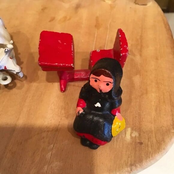 Vintage Iron Toys   - Picture 3 of 3